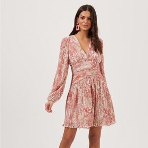 ASTR The Label Floral Long Sleeve Plisse Dress - Orange/Pink - Size Small